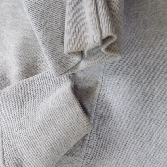 Vintage AVALON Champion Reverse Weave Crewneck Sweater - Picture 7 of 7